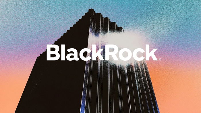 El ETF de Bitcoin de BlackRock supera los 700.000 BTC